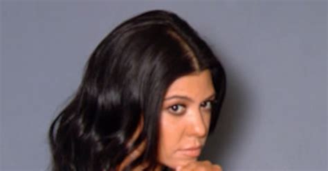 kourtney kardashian leaked photos|Damn! Kourtney Flashes Boobs & Butt During Naked Photo。